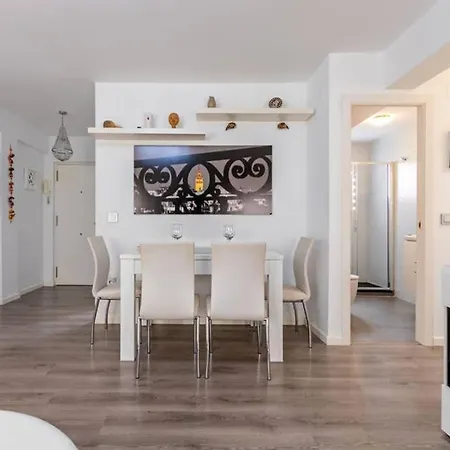 Triana Maestro Deluxe By Valcambre إشبيلية